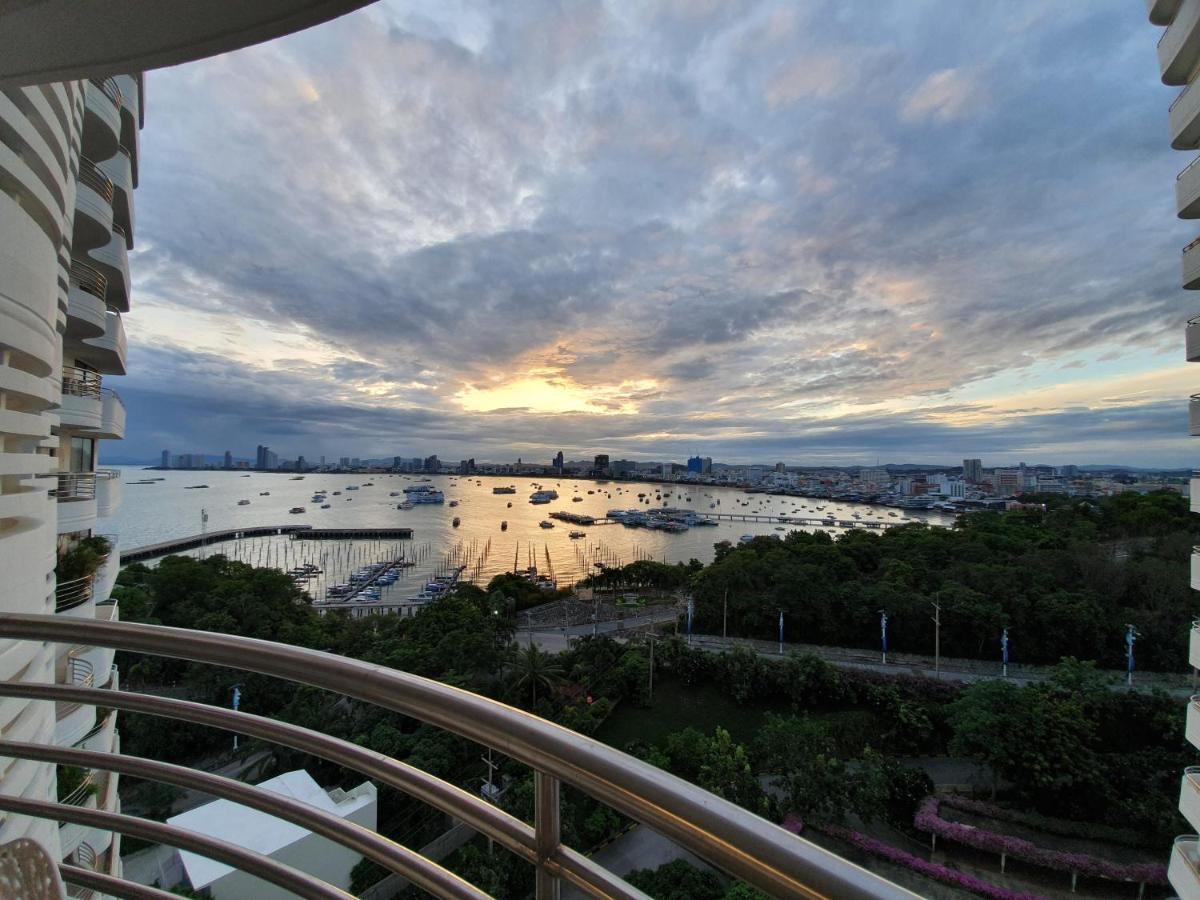 Spacious Room With Ocean & City View Pattaya Eksteriør bilde